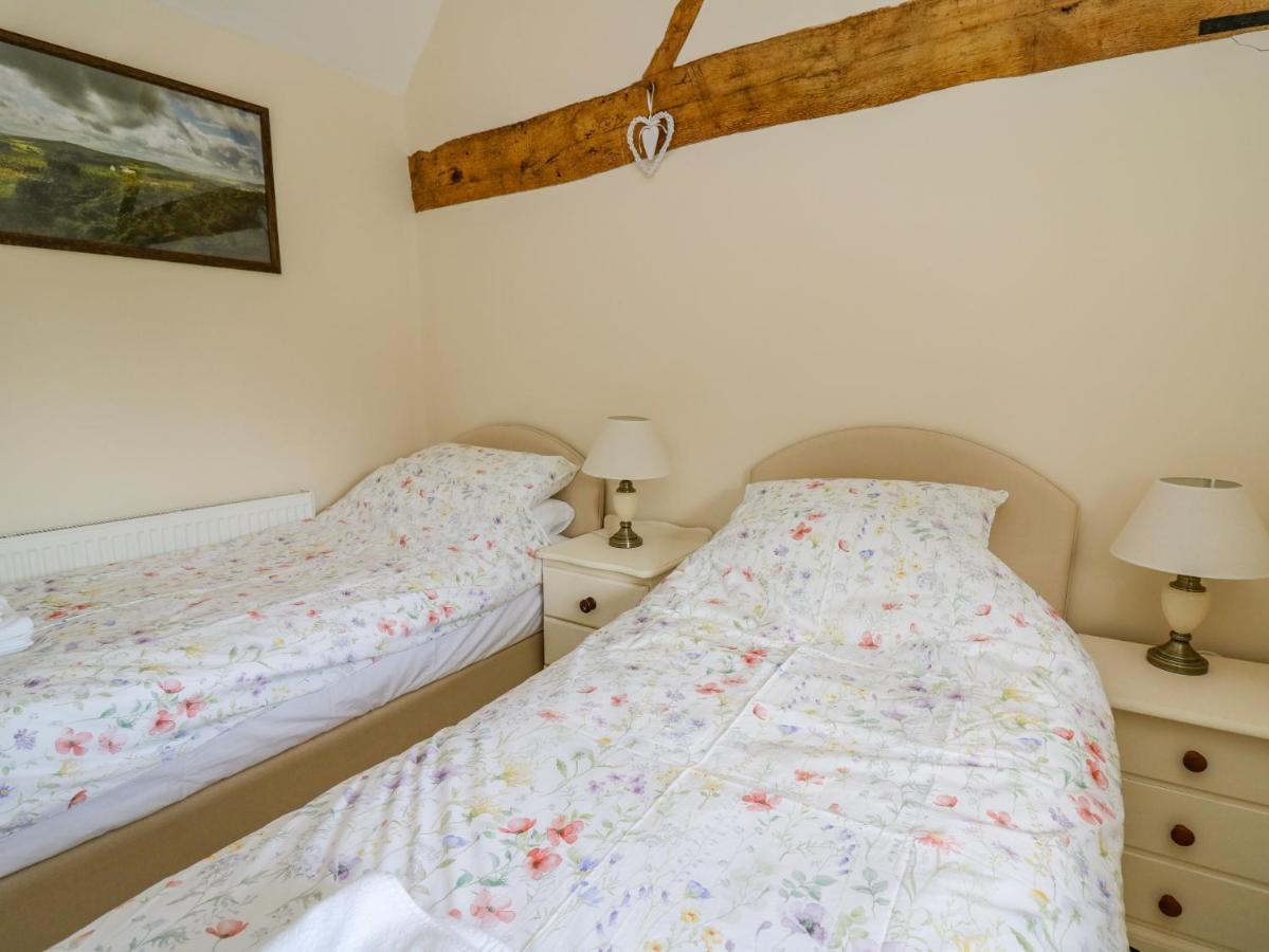 Goblaen Barn Villa Builth Wells Bagian luar foto
