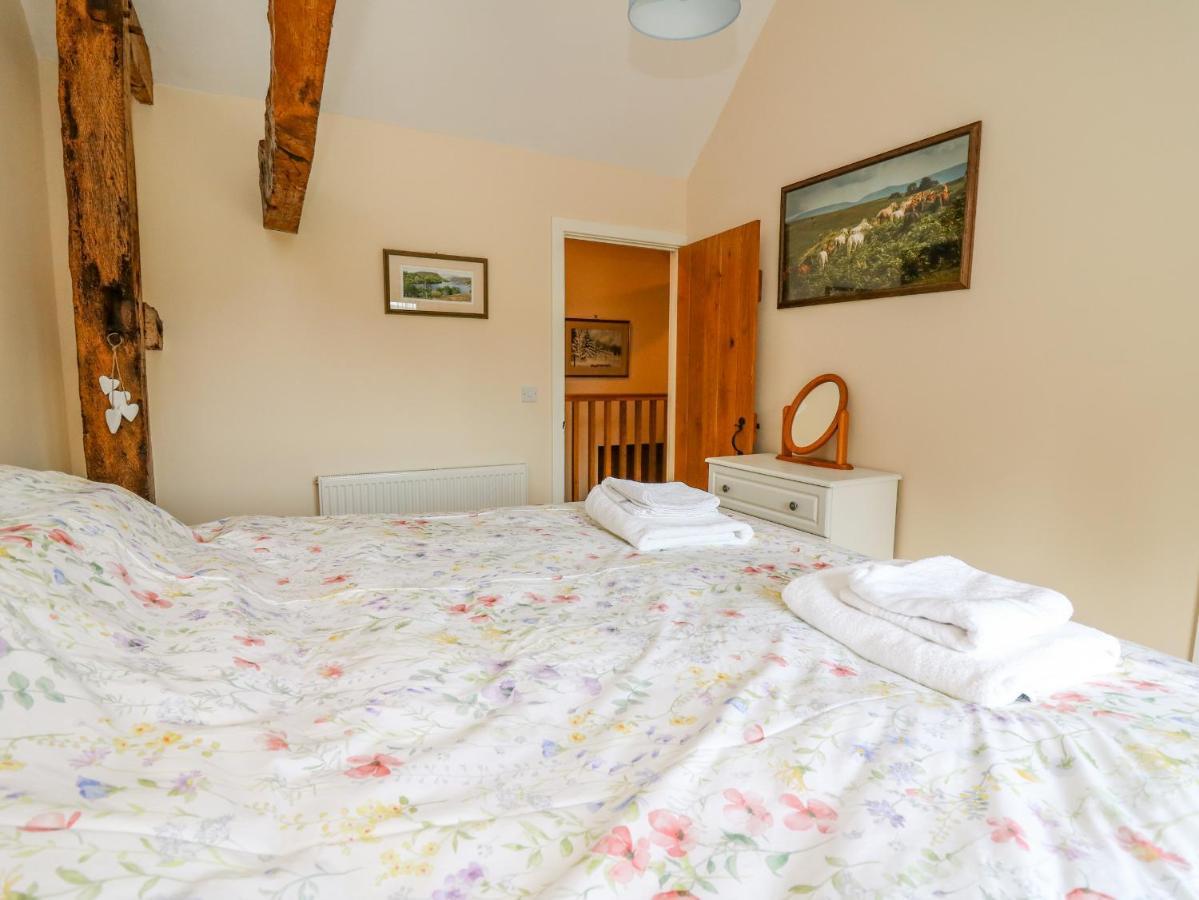 Goblaen Barn Villa Builth Wells Bagian luar foto