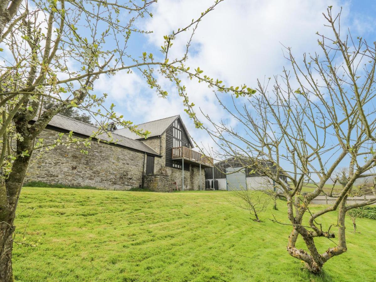 Goblaen Barn Villa Builth Wells Bagian luar foto